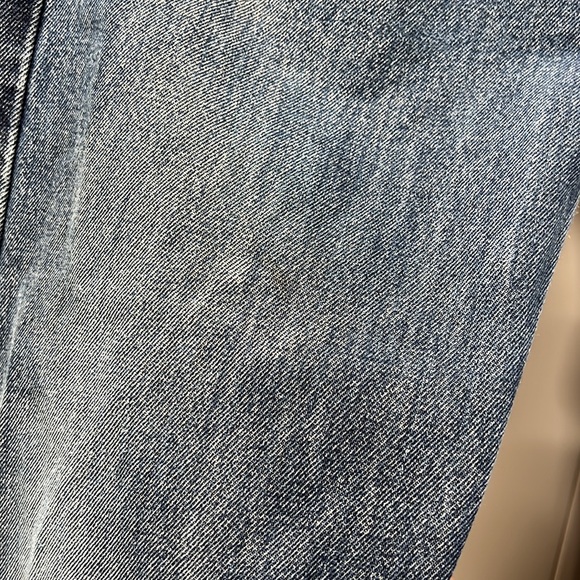 Levi’s 505 Denim Straight Leg Blue Jeans 33 x 32 Fade Lines Whiskering - Picture 4 of 14